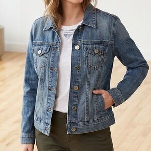 Tommy Hilfiger denim jacket